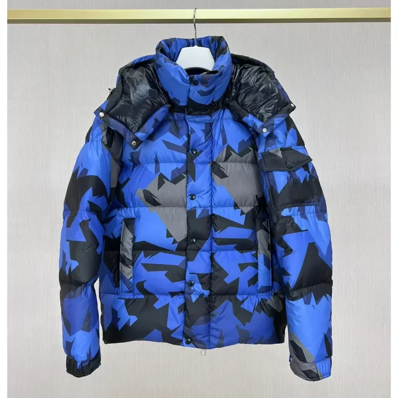 Mo*cl*r Зимняя мужская белая куртка на гусином пуху теплая приталенная