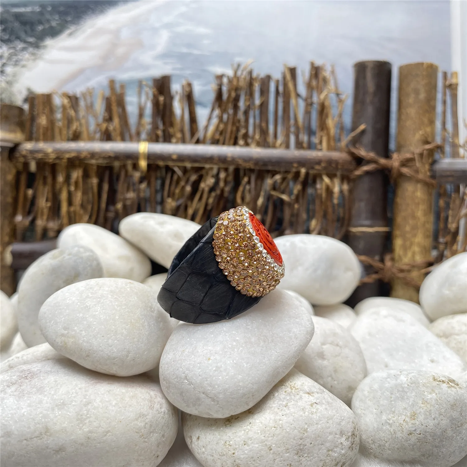 

5pcs/batch cinnabar engraving pattern genuine leather ring ladies personalized jewelry accessories wholesale