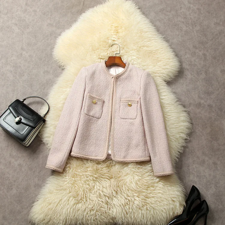 

Женская одежда в европейском и американском стиле, Новинка осени 2023, модная твидовая куртка с круглым вырезом и длинными рукавами и розовыми пуговицами