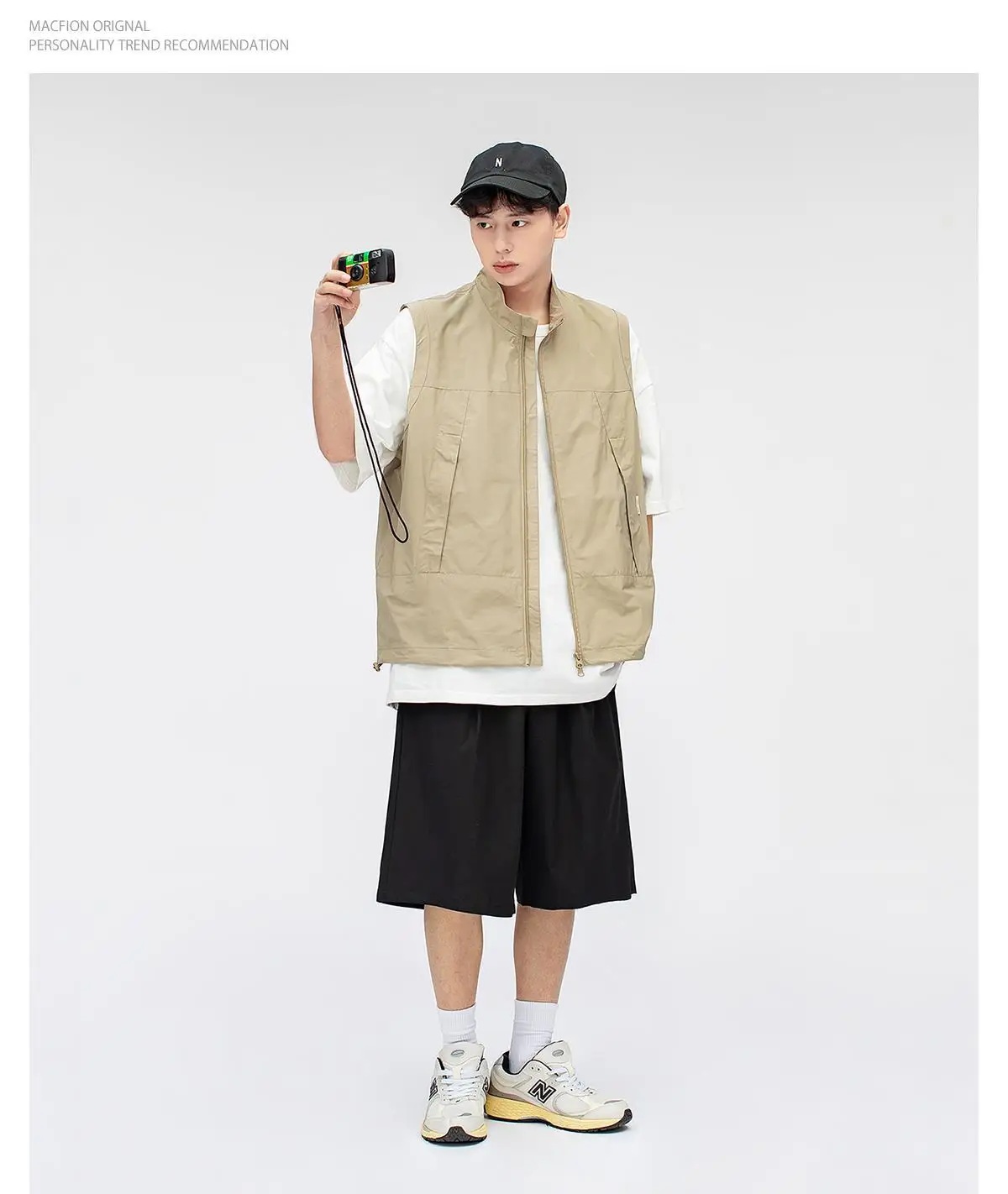 2023 Summer Fashion Men Solid  Cool Boy Casual Loose Safari Style Tess Zipper Vest Jacket Pocket Sleeveless Mountaineering Vest
