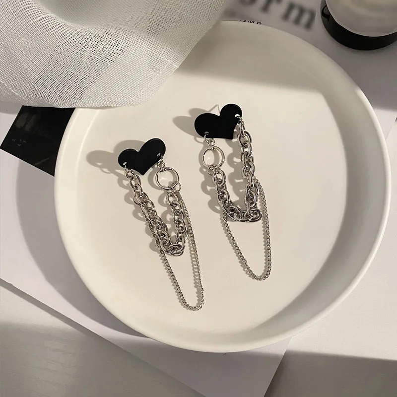 

Black Peach Love Long Tassel Earrings Korean Temperament Ins 2022 New Trend Earrings Exquisite Women Jewelry Earrring Hip-hop