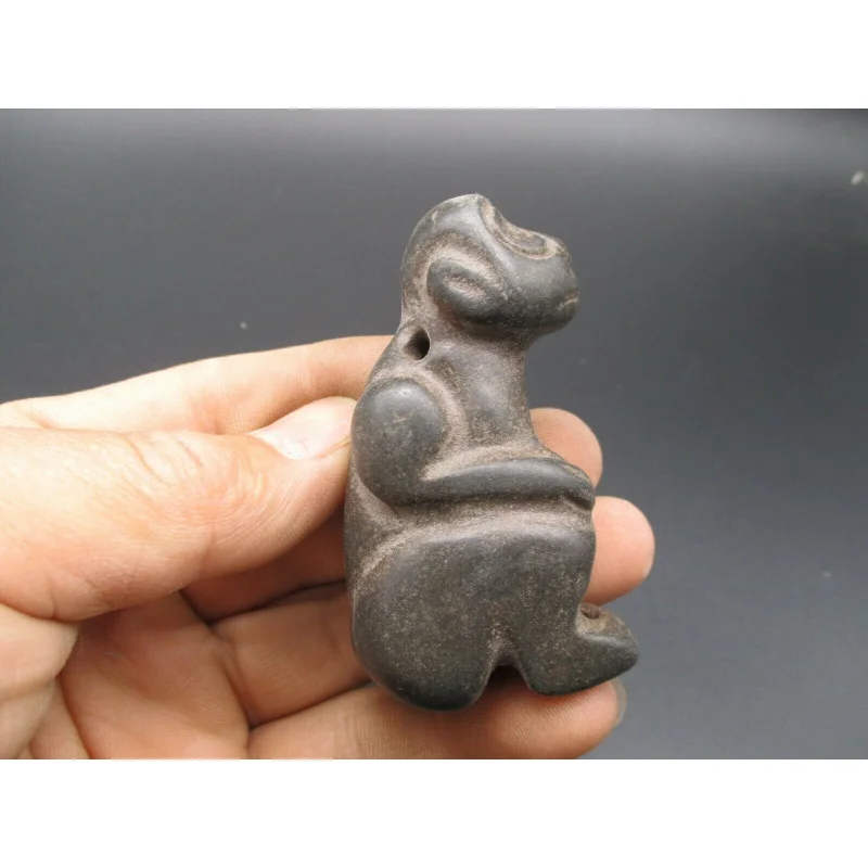 

Chinese Jade、Hongshan Culture、Hand Carved，Monkey，Meteorite Jade、Pendant、 c245