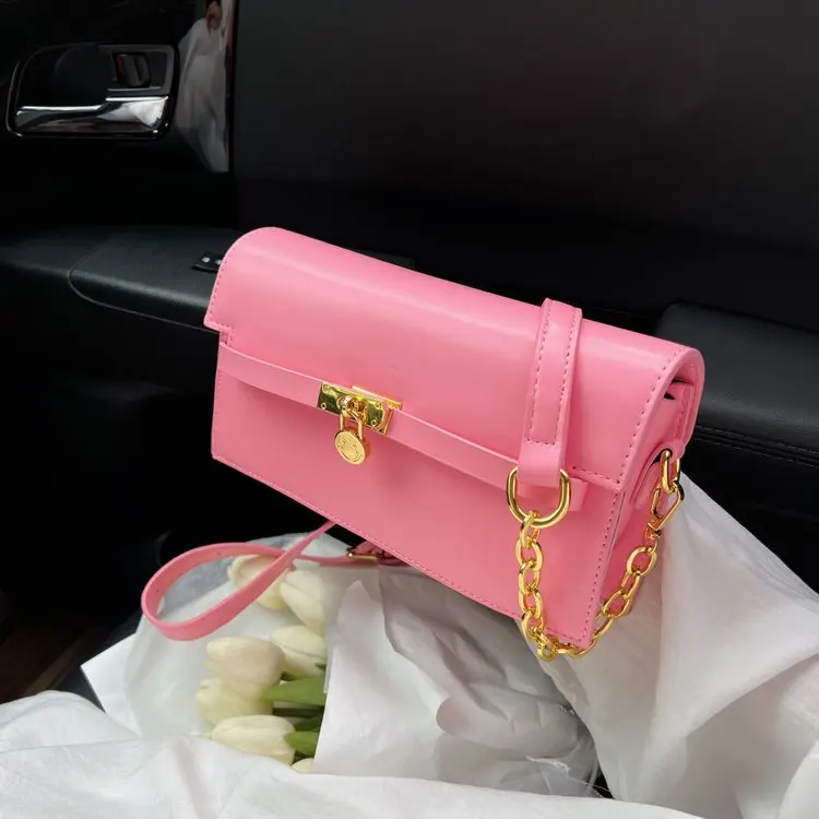 

Высококачественная дизайнерская классическая сумка через плечо из искусственной кожи, женская модная роскошная сумка через плечо с клапан...