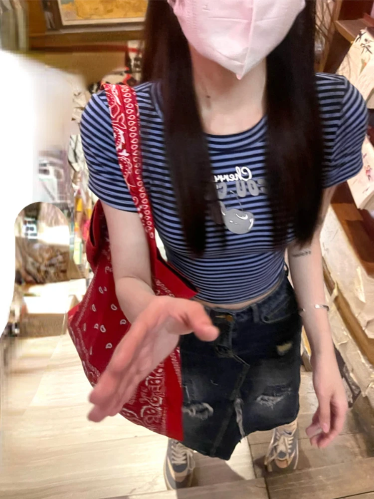 Лидер продаж милая школьная блузка с коротким рукавом в полоску |