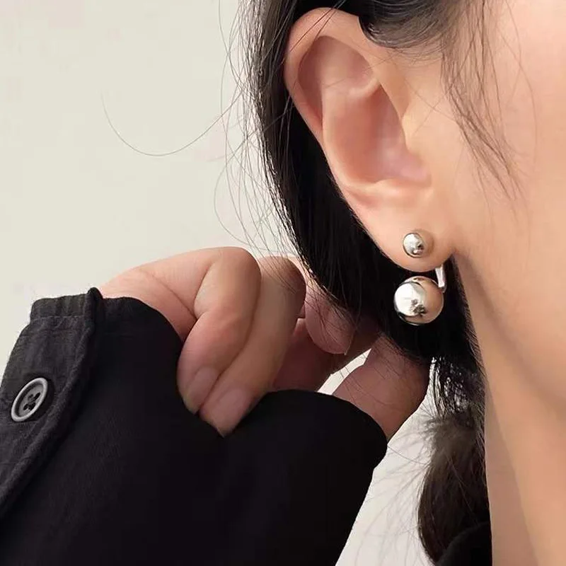 

A Strange Two Ways To Wear Metal Ball Women's Earrings Korean Fashion Hip-hop Christmas Hundred Matching Earrings Accessories
