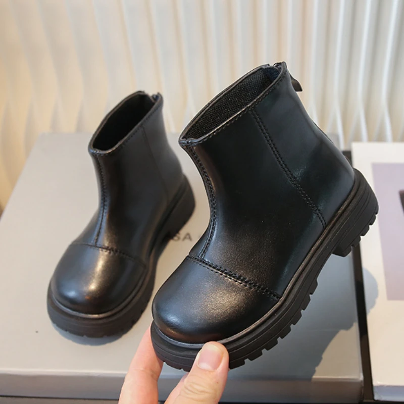 

Осень-зима 2023, новые ботинки для девочек, детские черные теплые ботинки из хлопка, модные детские кожаные ботильоны с мягкой толстой подошвой и боковой молнией