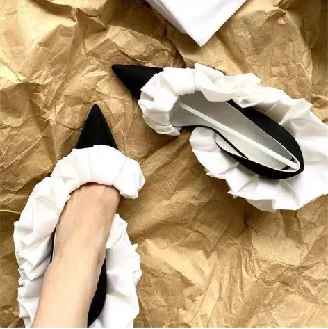 Босоножки женские асимметричные заостренный носок высокий каблук туфли-лодочки