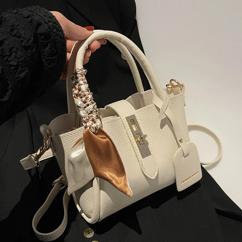 

Luxury Ribbons Leather Bucket Bags Women 2022 Trend Designer Handbags Fashion PU Shoulder Women's Wide Shoulder Crossbody Tote