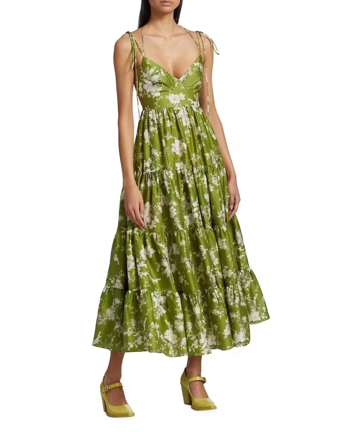 

Женское платье на бретелях, с V-образным вырезом