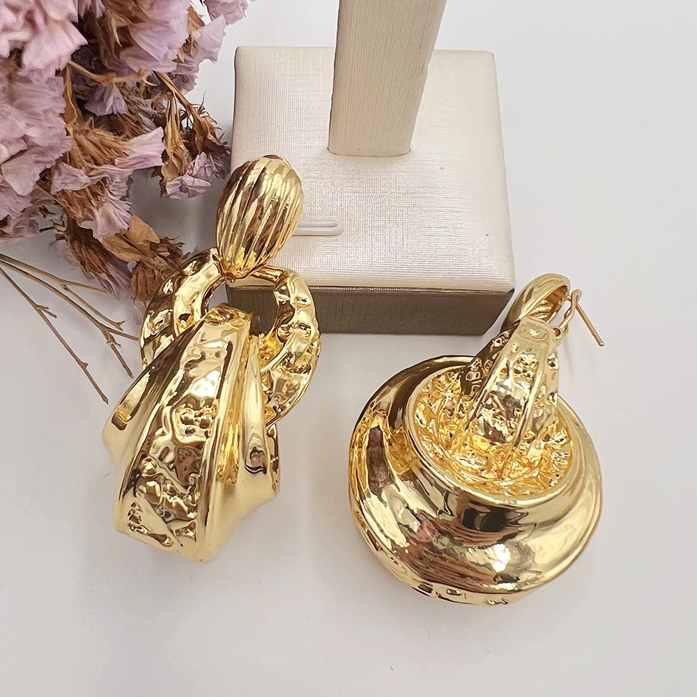 

Women Dubai Gold Plated Earrings Fashion Hoop Unusual Earrings Dubai Nigerian Exaggerated Designs Large Wedding Earrings Gift