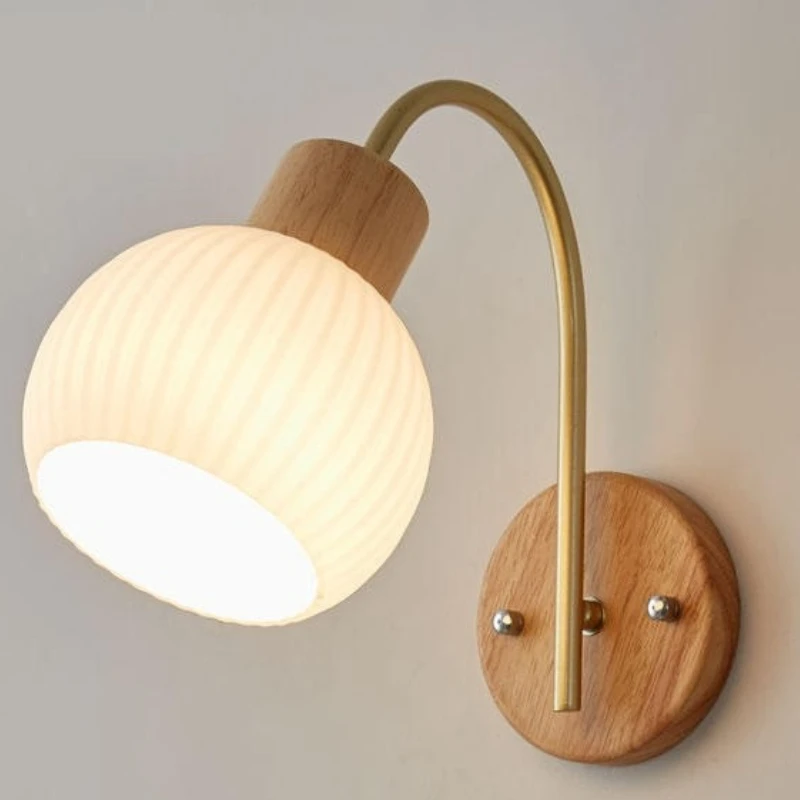 Фото Настенный светильник Nordic Novelty Glass Ambiance для гостиной, классический угловой светильник для комнаты, элегантные светодиодные светильники №1