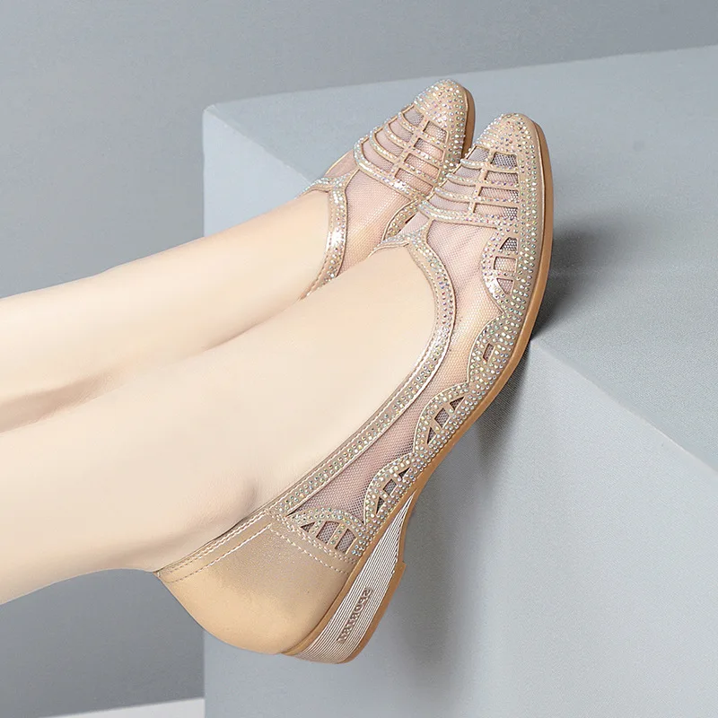 Сетчатые туфли на каблуке