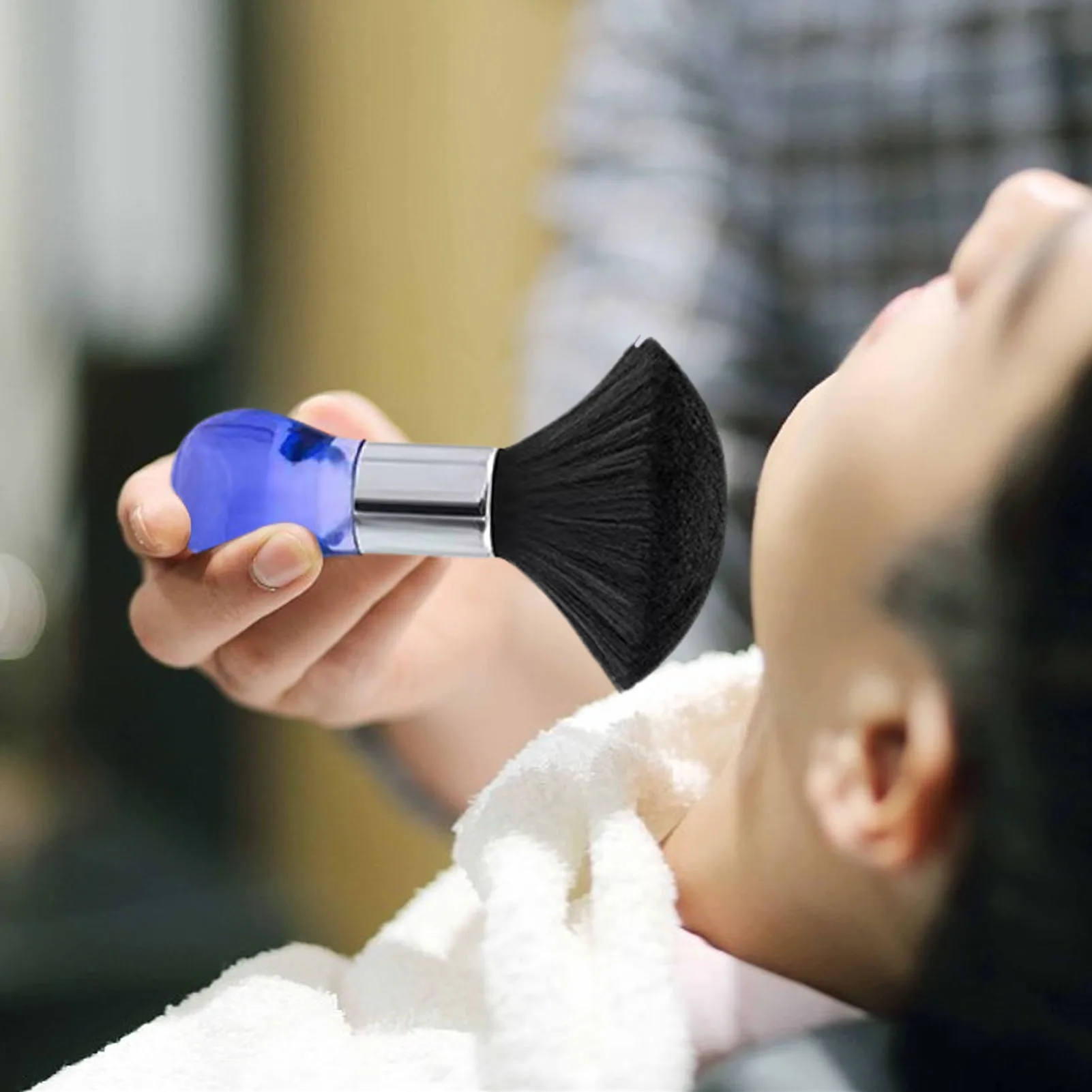 

Neck Duster Barber Brush Hair Cleaning Sweeping Duster Hairdressing Brush Haircutting Cleaning Tool Professional Home Use