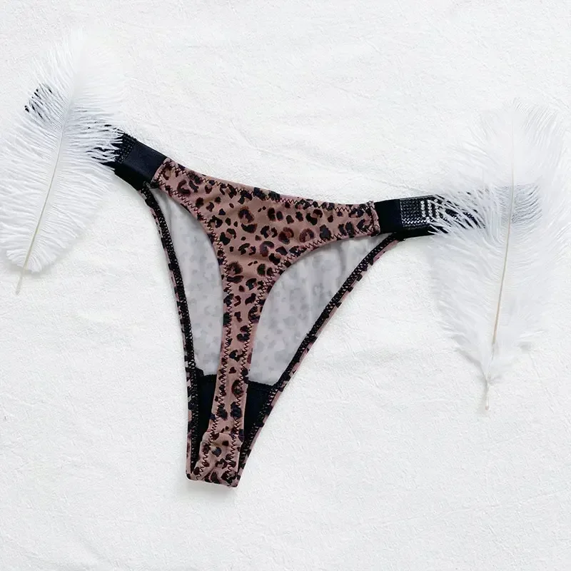 Женские трусы-стринги из cetim цвет в ассортименте