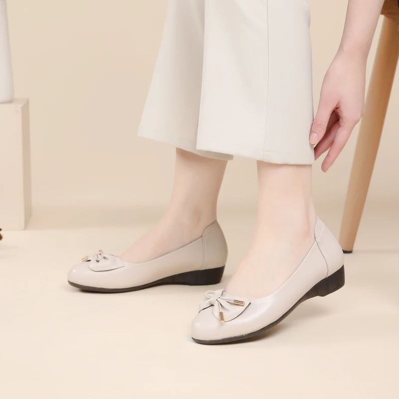 DIMANYU Women Shoes Wedge 2023 Fall New Genuine Leather Mom Shoes Large Size 41 42 43 Anti-slip Casual Beanie Shoes Women