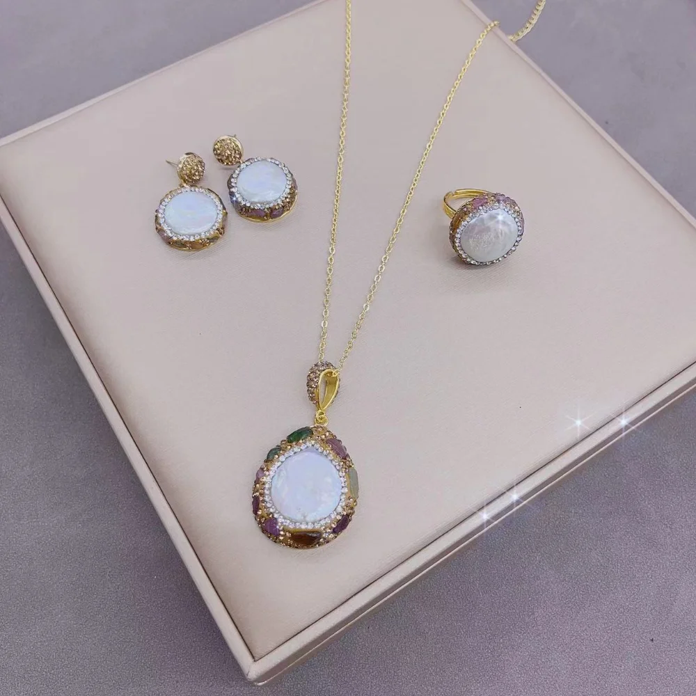 

Natural Pearl Women's Necklace Set Inlaid with Tourmaline Exquisite Fashion Personality Lady Luxury Clothing Matching Jewelry