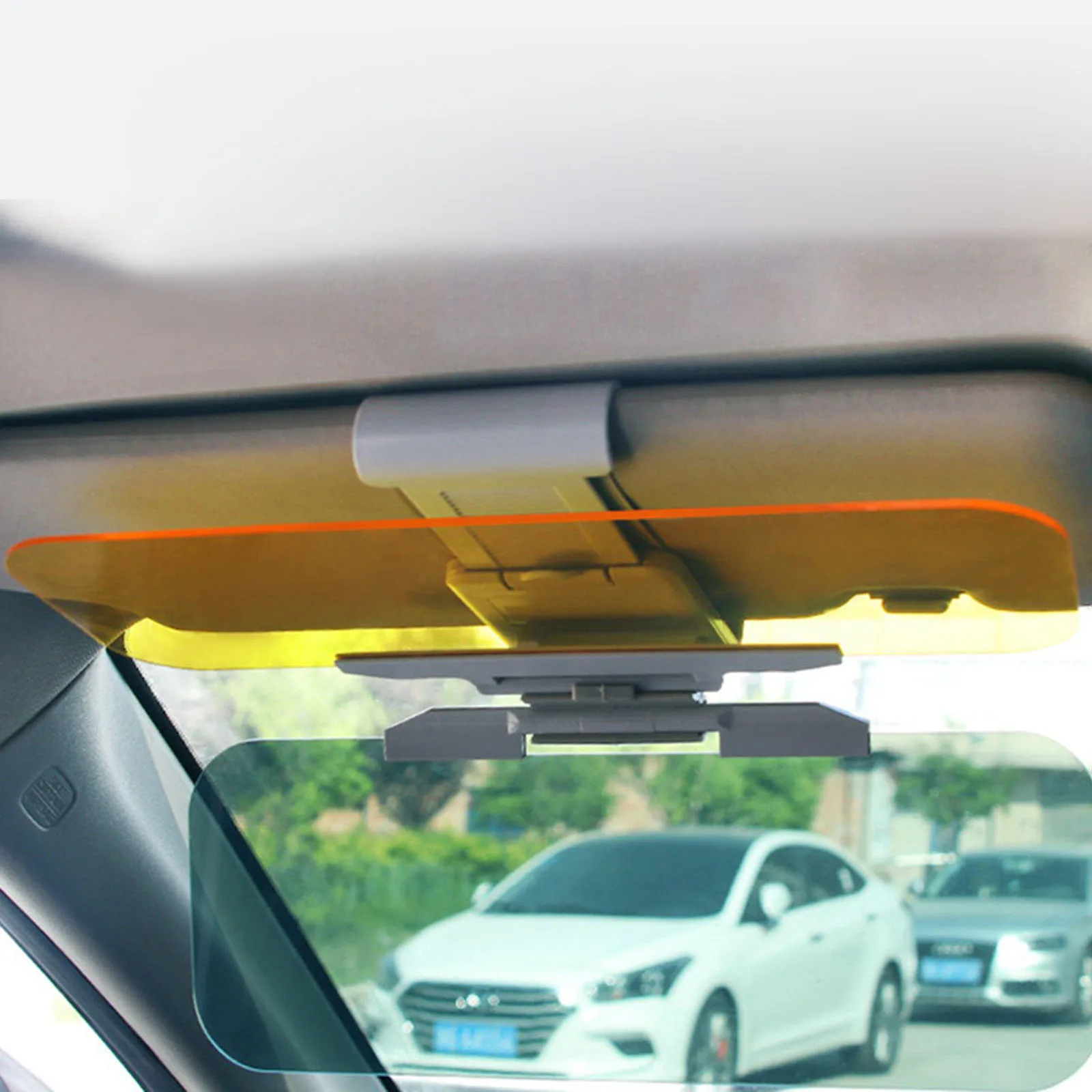 Солнцезащитный козырёк для JCB на лобовое стекло. Противосолнечный козырек для автомобиля. Козырек от солнца в машине. Солнечный козырек автомобильный.