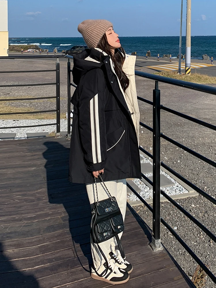 Модная куртка с капюшоном контрастного цвета пуховик женская зимняя корейская