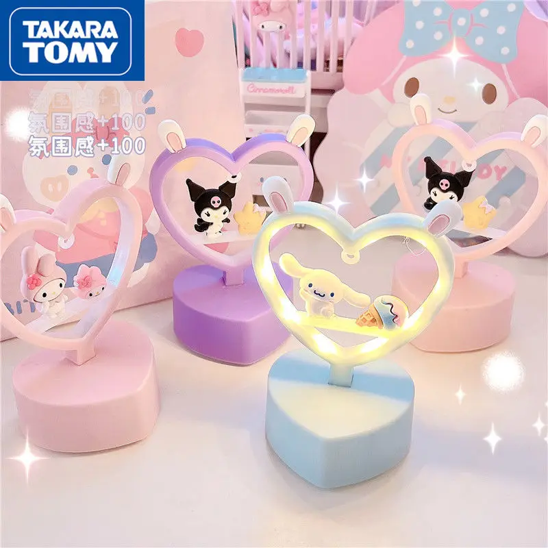 

TAKARA TOMY Hello Kitty Dream Heart-shaped Atmosphere Night Light Classmates Creative Gift Desktop Table Lamp Night Light