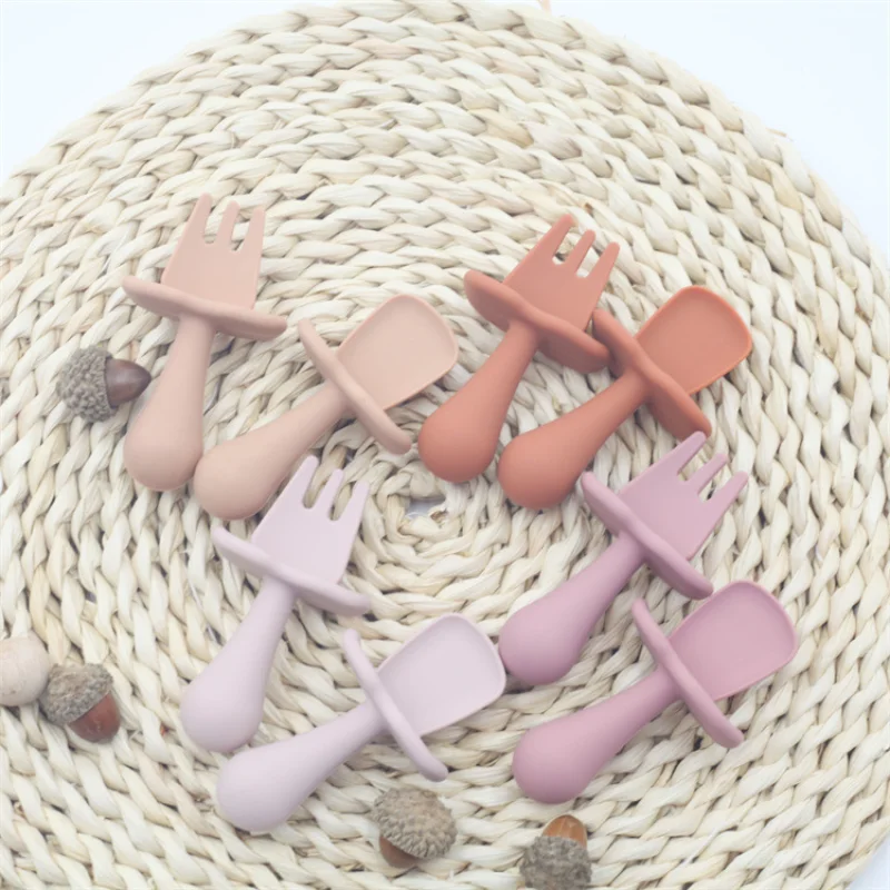 

Baby Spoon Fork Sets Tableware Silicone Training Spoon Short Handle Learn to Eat Children Cutlery Set Dinnerware for Kids