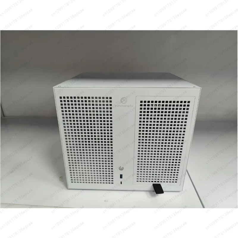 Фото Корпус Sagittarius 8‑Bay NAS Tower с задней панелью, блоком питания ATX, MATX и полноразмерными слотами PCIe для системы UNRAID №4