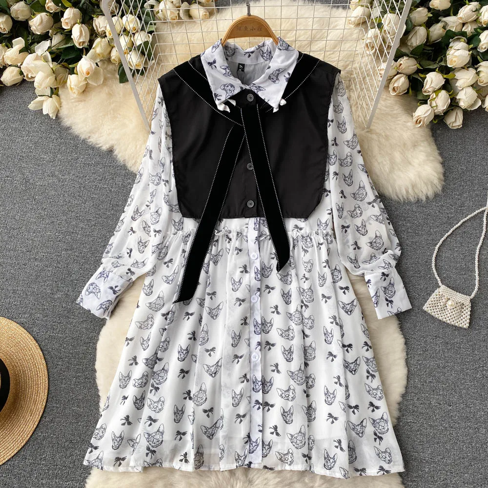 

VANOVICH 2022 Spring and Summer New Design Sense Temperament Printing Retro Mid-length Loose Dress and Black Vest Two-piece Set