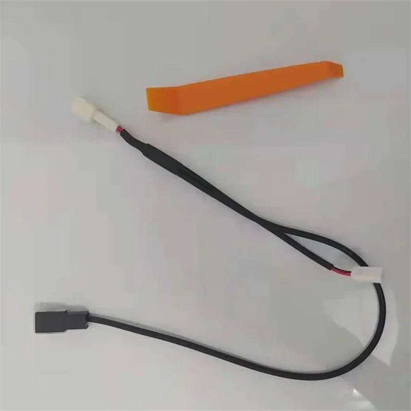 

Центральный светильник для хранения вещей, светодиодный светильник для салона автомобиля, ящик для хранения чашек с водой, светильник для Toyota Camry 2018 2019 2020 2021 2022