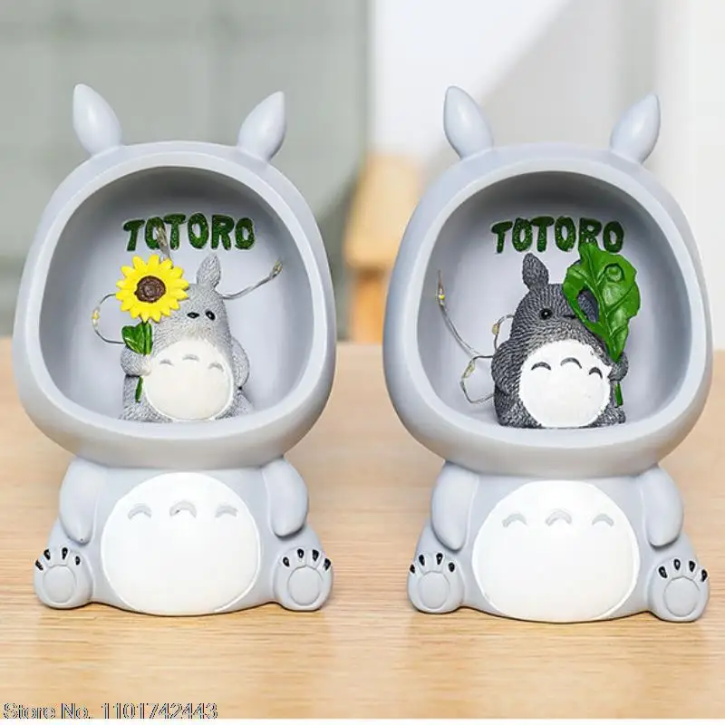 

Leaf Totoro Studio Ghibli Kawaii Ornament Anime Resin Birthday Gift Night Light Up Home Bedroom Cute Room Decor Desk Accessories