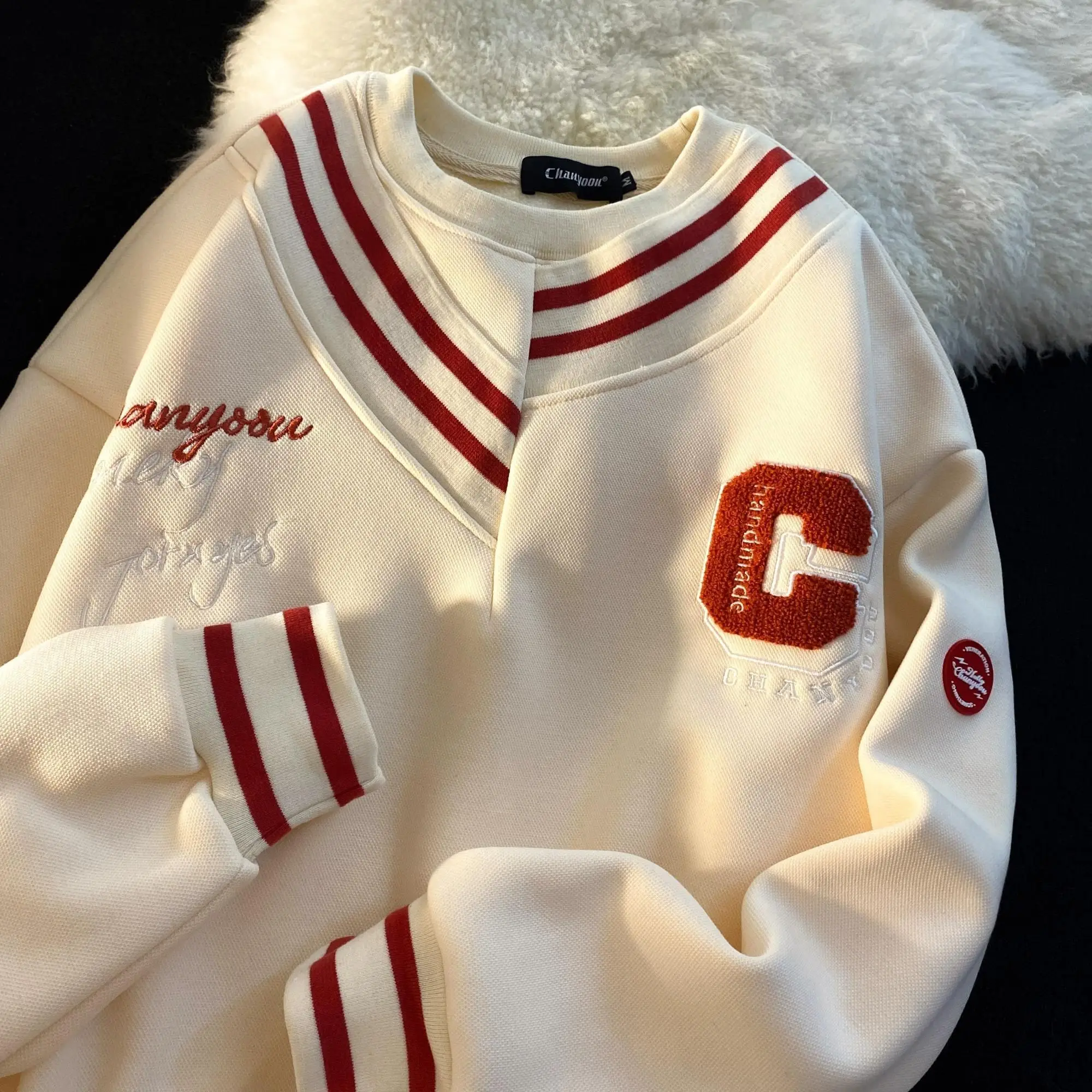 

2022 new embroidered pullover round neck sweater women's loose warm letter retro college style top