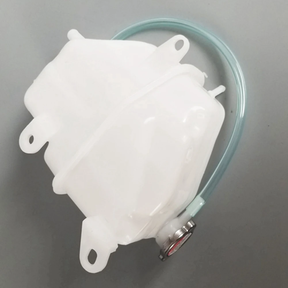 

Для Mitsubishi L 400 / Space Gear 1995-2005 бутылка расширительного бака охлаждающей жидкости