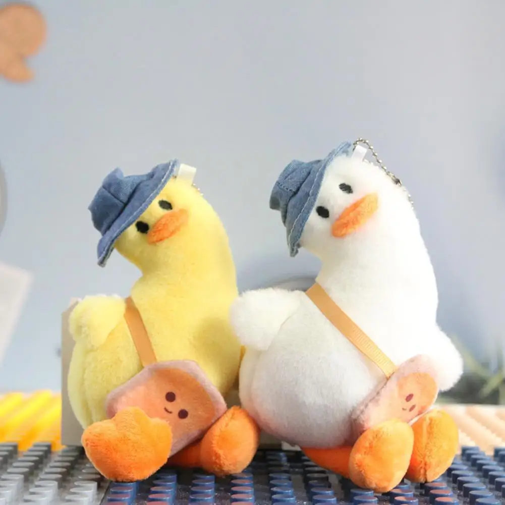 

Плюшевая кукла-брелок мультяшная Милая утка Автомобильная сумка милая плюшевая девочка плюшевая утка мальчик брелок аксессуар кривое брелок Pend L7D0