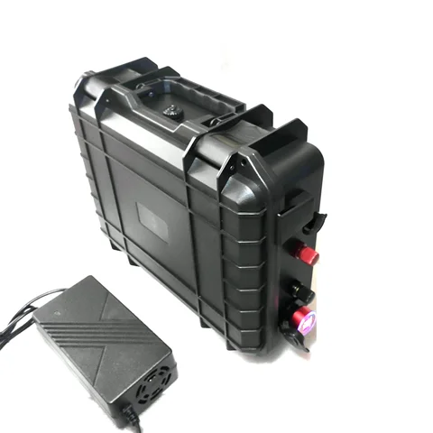Watts Cube Литий-ионный аккумулятор 12В 200Ah для лодки