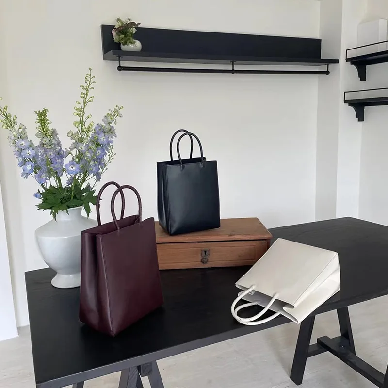 

Новинка Осень 2023, винтажная Простая Сумка-тоут из крафт-бумаги для рабочего места, деловая кожаная сумка-тоут, практичная сумка для покупок