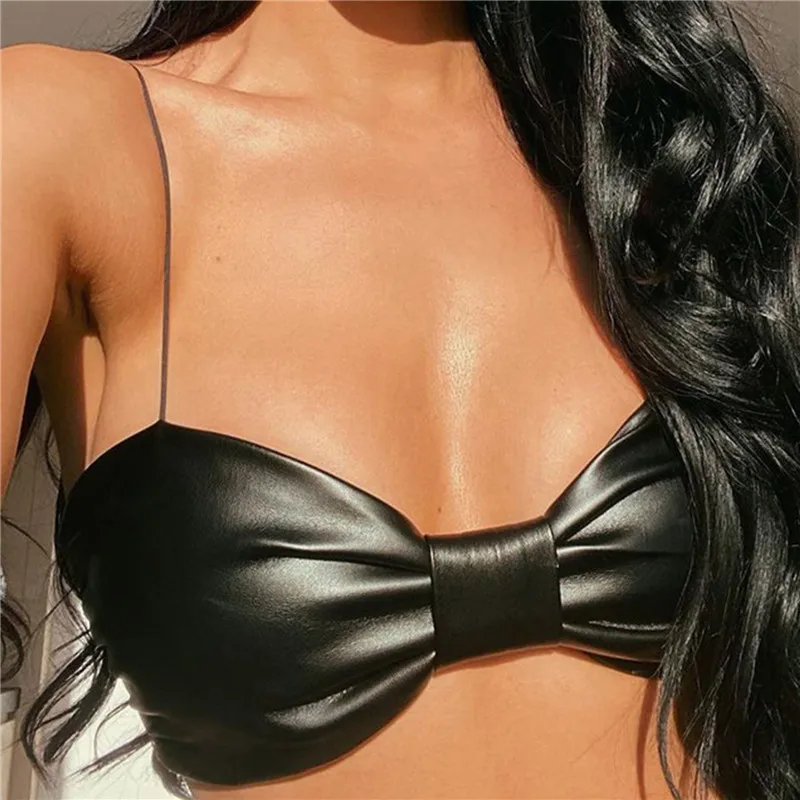 

Кроп-топ женский черный с U-образным вырезом и открытой спиной