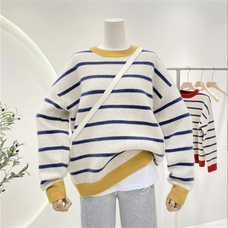 

Autumn and Winter New Korean Version Loose Color Contrast Round Neck Knitted Outerwear Simple Splicing Stripe Pullover Sweater