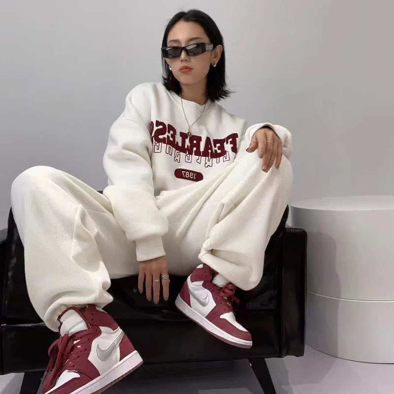 

Plus Size Sweatshirt Hip Hop Monogram Embroidery Printed Jumper Ladies Set Loose Casual Cotton Top Pants Fashion Two Piece