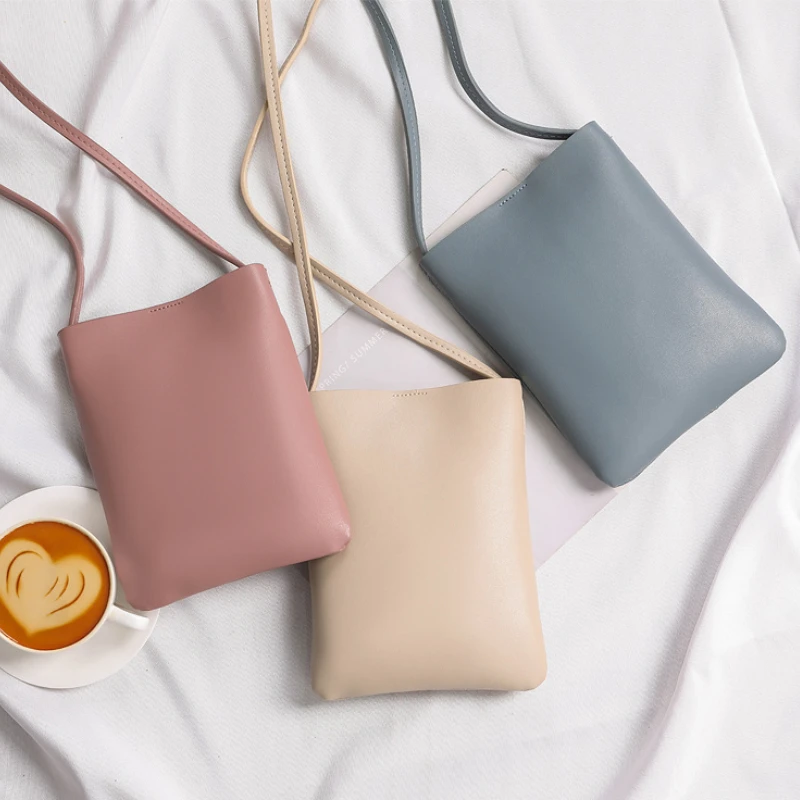 

BKQU Pu Leather Handbag Fashion Women Large Capacity Satchel New Women Small Shoulder Bag Women Phone Purse Solid Flap