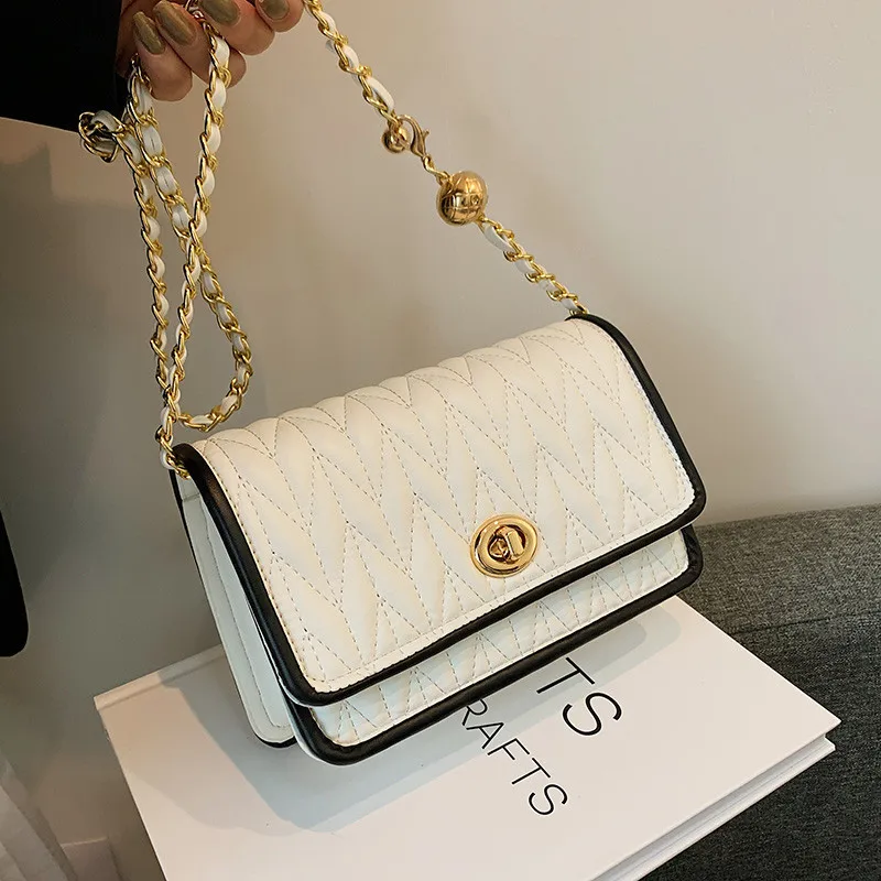 

Chain Fashion Crossbody Bags for Women 2022 New Simple Texture Small Square Bag Purse Luxury Designer Shoulder Messenger Bag