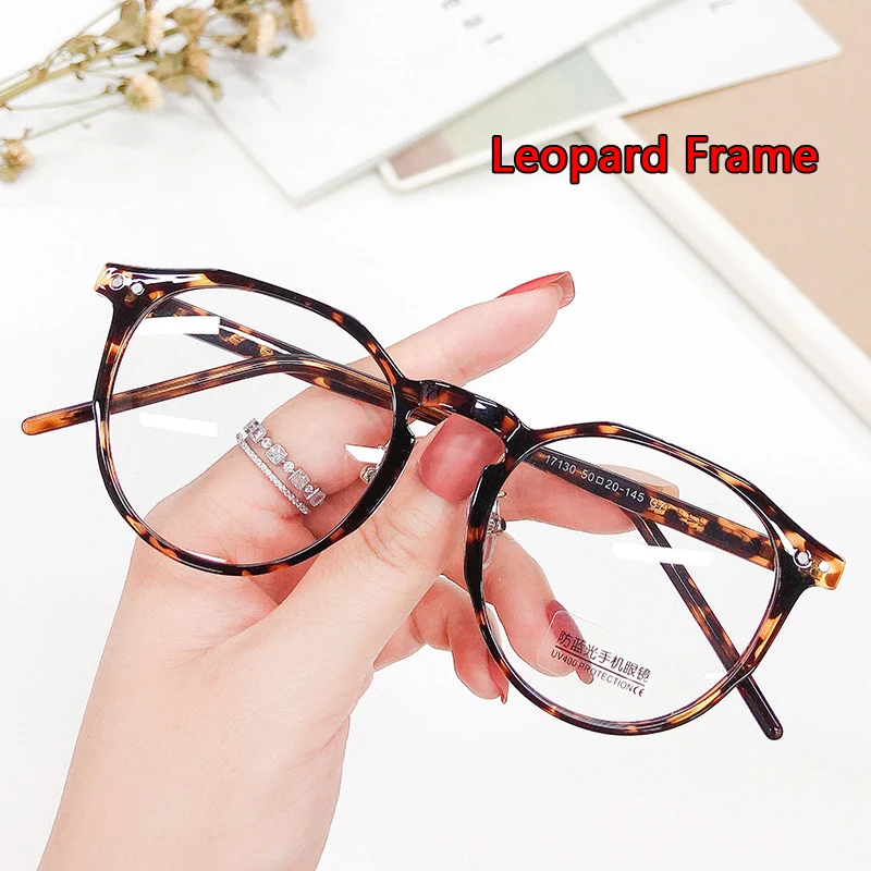 Очки для чтения с заклепками в стиле ретро