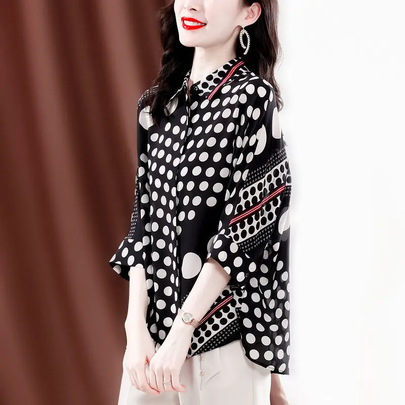 

Blouse silk shirt female 2022 summer new fashion long sleeve dot printing loose high -end casual blouse female clothings top