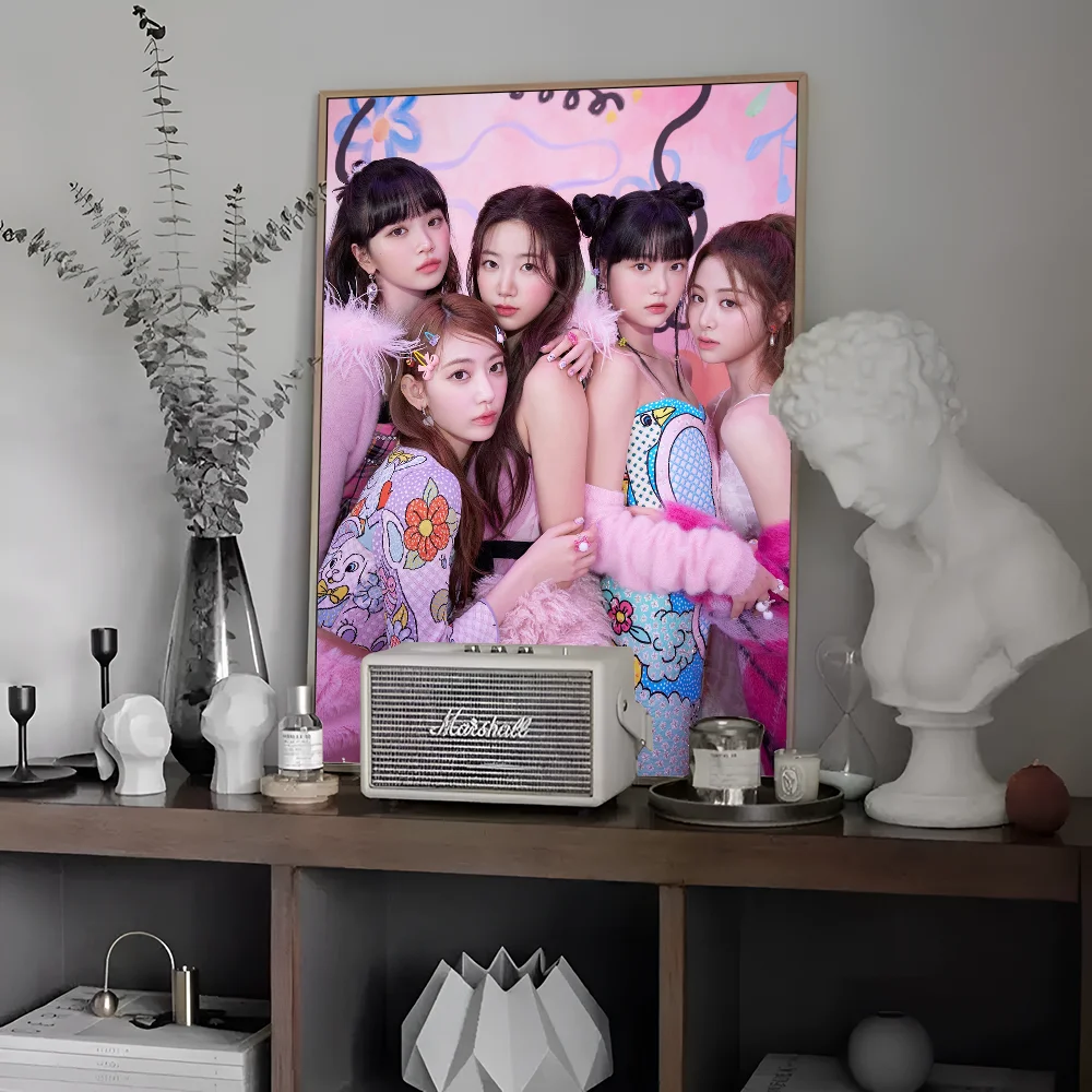 2022 Star Girl Group L-LE SSERAFIM DIY липкий постер необычная наклейка на стену для гостиной бара