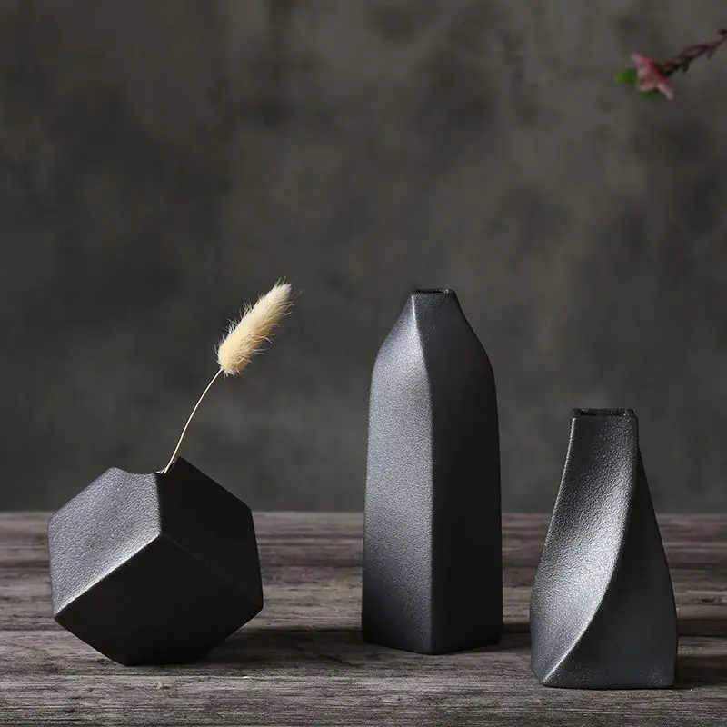 

Ceramic retro simple creative hydroponic desktop small vase Metal rough pottery dining room decoration home decoration