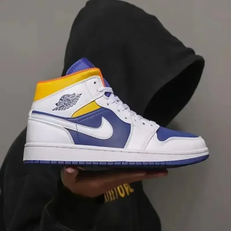 Фото 2026 NIKE AIR, высокий прототип UNC Toe, серые, белые, женские и мужские спортивные кроссовки, баскетбольные кроссовки, размеры 36-46 №1