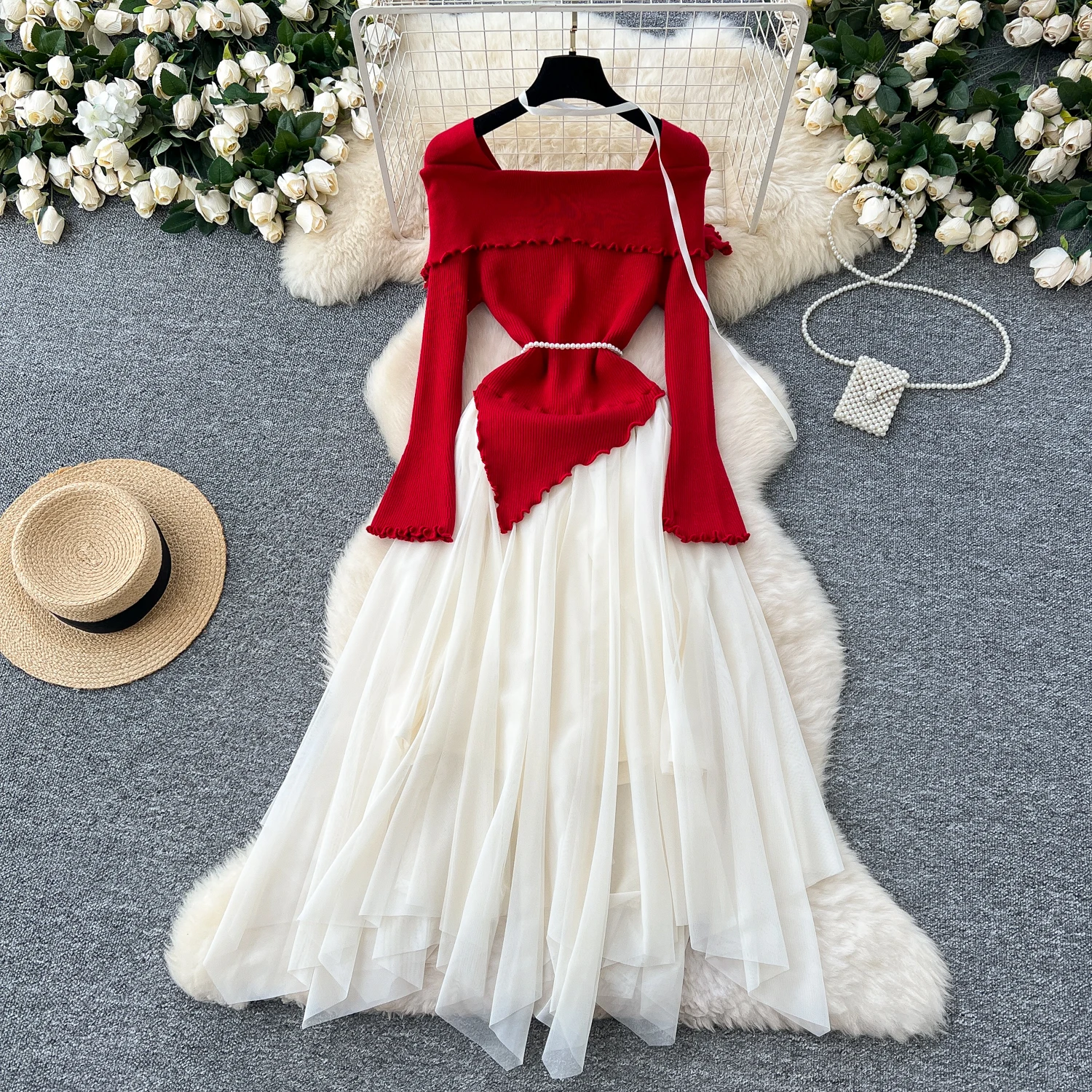 Женское трикотажное платье с цветочным принтом