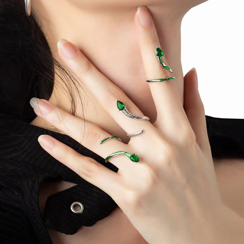 

Exquisite Green Snake Ring Women's Personality Fashion Temperament Open Ring Winding Snake Water Drop Ring Gift