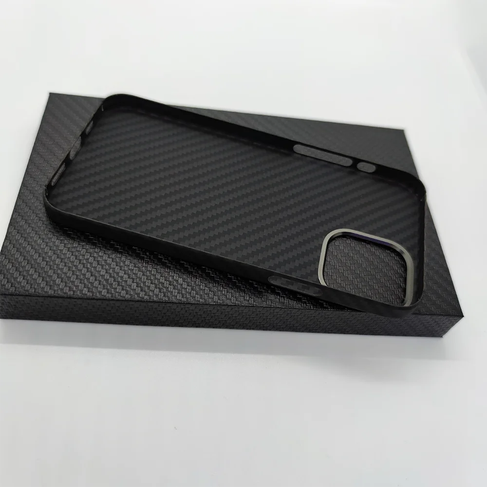 Cena Dla Iphone14 13 12 Pro Max Case Włókno Aramidowe Ultra-cienka Ochrona Aparatu Obudowa Telefonu Z Włókna Węglowego Dla IPhone14 Plus 13 Pro Case