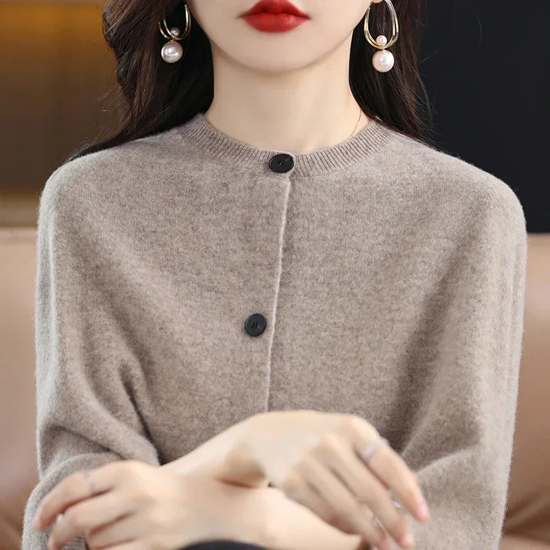 Женская накидка без рукавов с круглым вырезом однотонный кардиган 100% меринос