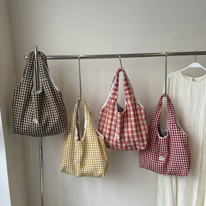 Сумочка красочная красная клетчатая большая вместительная дорожная сумка на