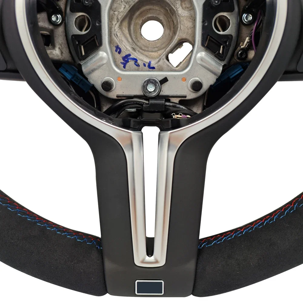 Фото Руль M Sport с карбоновыми вставками в стиле CS с алькантарой для BMW F10 F20 F21 F22 F30 F31 F32 F36 M2 F87 M3 F80 M4 F82 F15 F16 №5