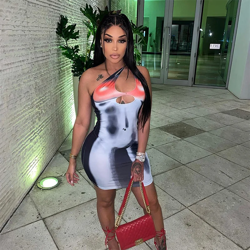 

Новинка, модное женское платье с диагональными плечами в европейском и американском стиле на осень и зиму 2021, привлекательное облегающее пл...